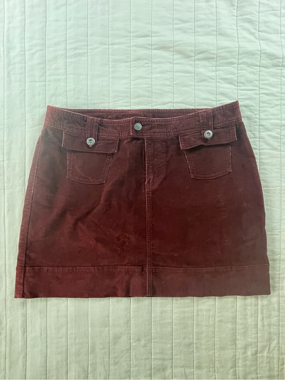Patagonia Burgundy Corduroy 4 Pocket Mini Skirt Size 12